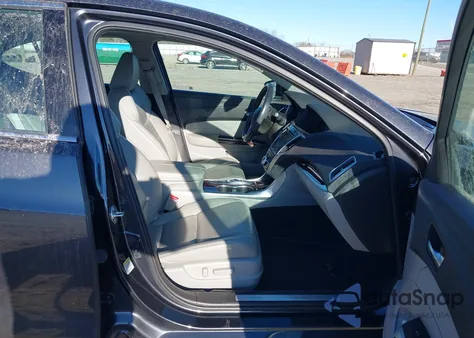 2016 Acura Tlx V6 z USA, uszkodzony, nr VIN 19UUB2F30GA003396